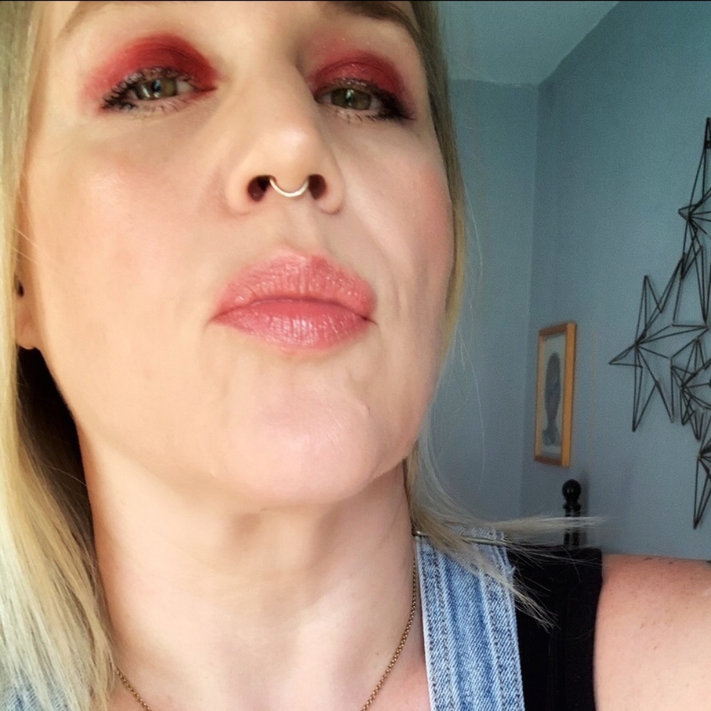 Meet your Posher, Jenn